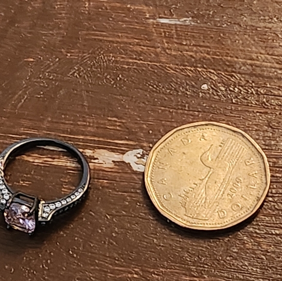 Avon Silver Ring, size 6.5 - Picture 7 of 8